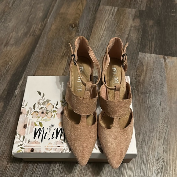 Mi im Paige Rose - Picture 1 of 5